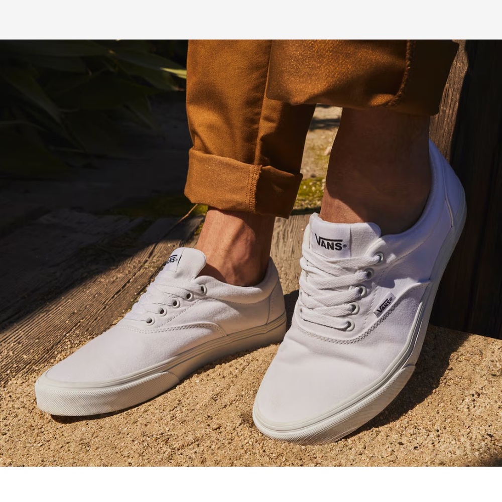 Brand new VANS Doheny Triple White shoes